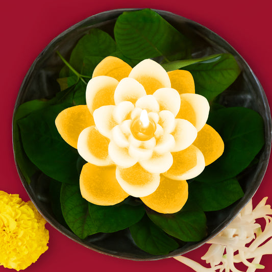 White Oudh Lotus Candle