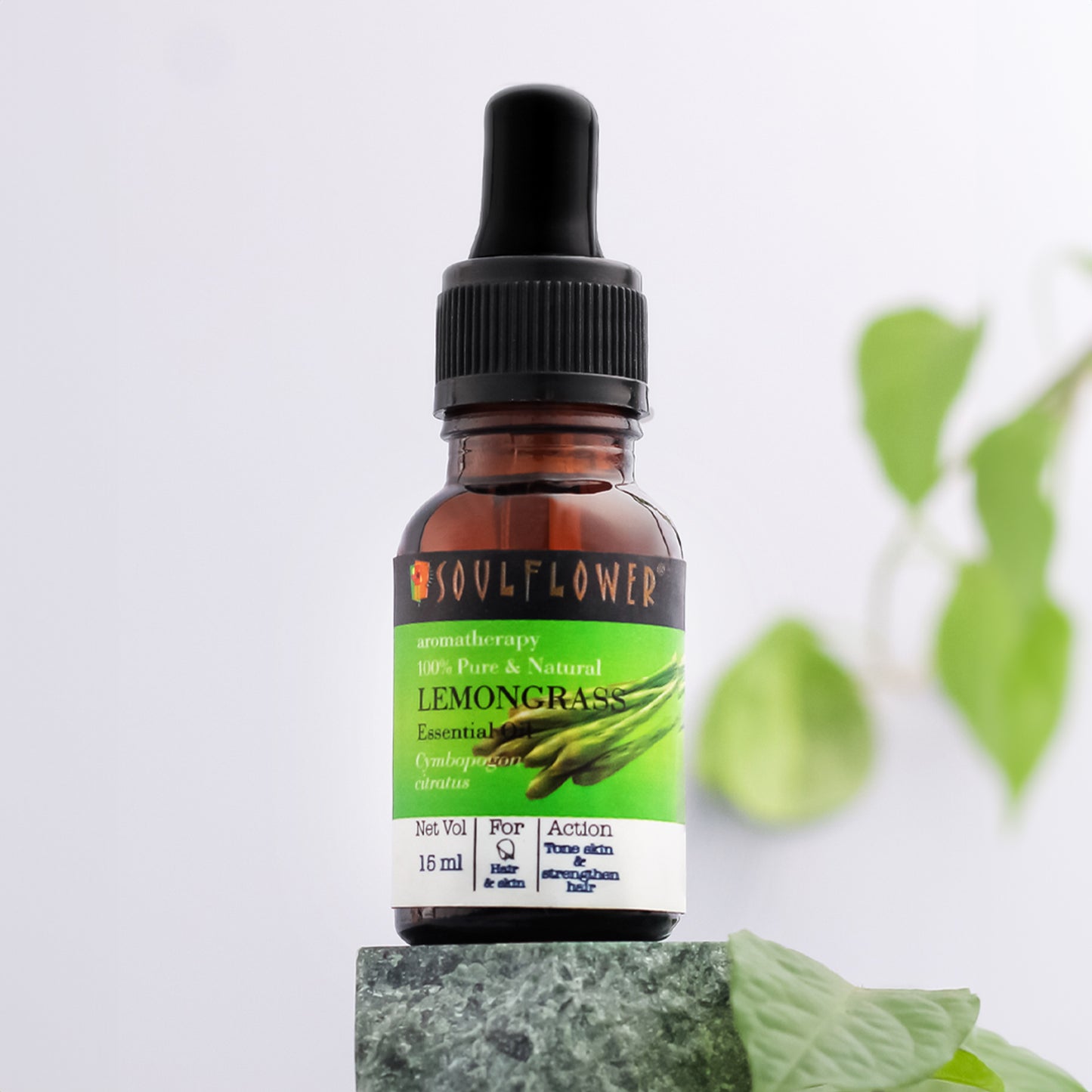 lemongrass essential oil for skin tone