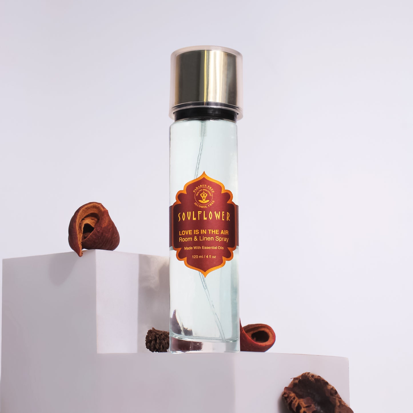 Enticing floral linen spray with a sweet, exotic aroma to freshen fabrics and set a soothing, romantic mood.