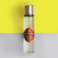 Natural linen spray with a woody, exotic aroma to refresh sheets and calm the senses.